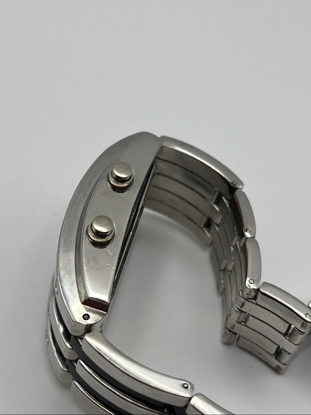 N/A sleek watch